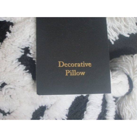 Cynthia Rowley Curious Halloween ~ Chenille ~ Spider Webs Pillow w Tassels B&W - Picture 7 of 10